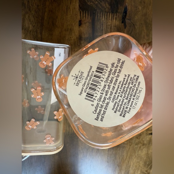 Cute Bear Print Glass Tumblers with Bamboo Lids - Picture 4 of 5